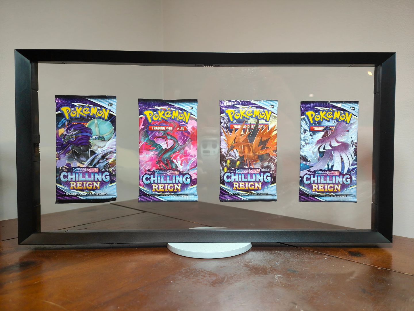 Collectible Floating Chilling Reign Pack Art Set