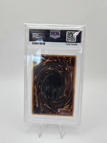 2013-18 Yu-Gi-Oh Dark Magician LC01-EN005 PSA 10